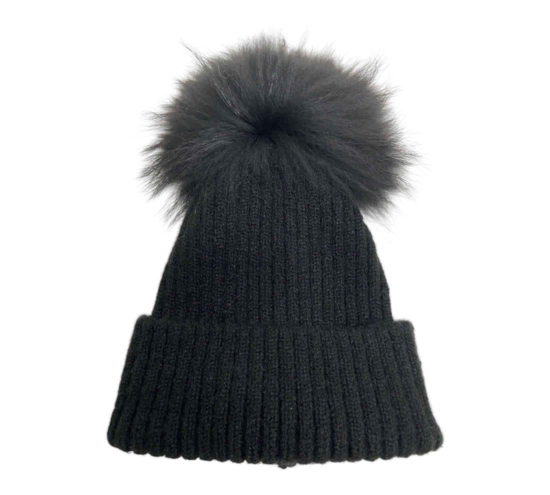 pom pom winter bobble hat black